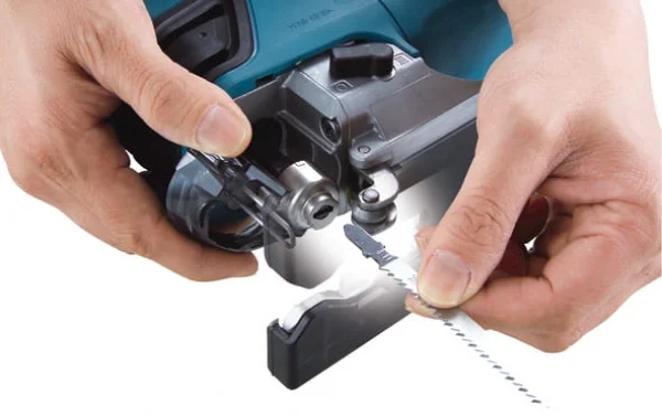 Seghetto Alternativo Makita 4350CT/2 - 720W, Corsa 26mm, Velocità Regolabile, Con Lame E Ugello Polvere - Foto 7