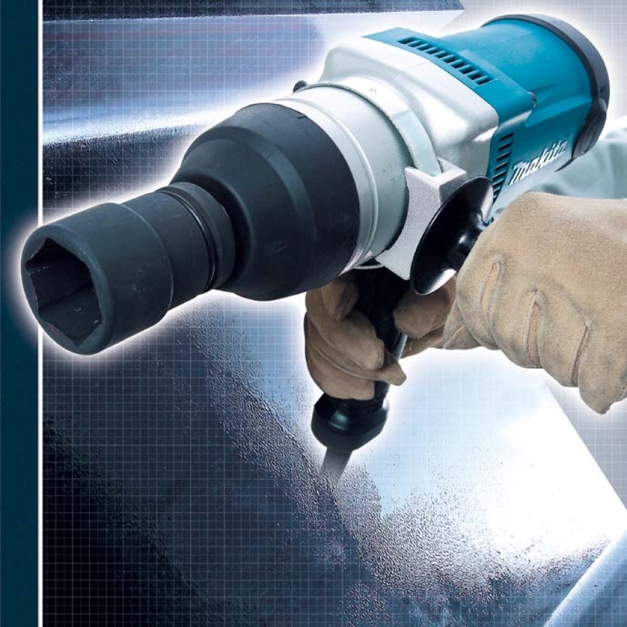 Utilizzo avvitatore a massa battente Makita TW1000