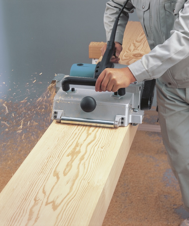 Utilizzo Pialla 2200W Makita KP312S mm. 312