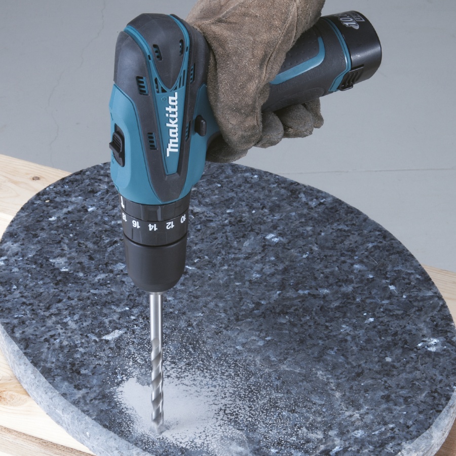 Utilizzo Trapano Avvitatore c/percuss. Makita HP330DWE 10,8V 1,3 Ah