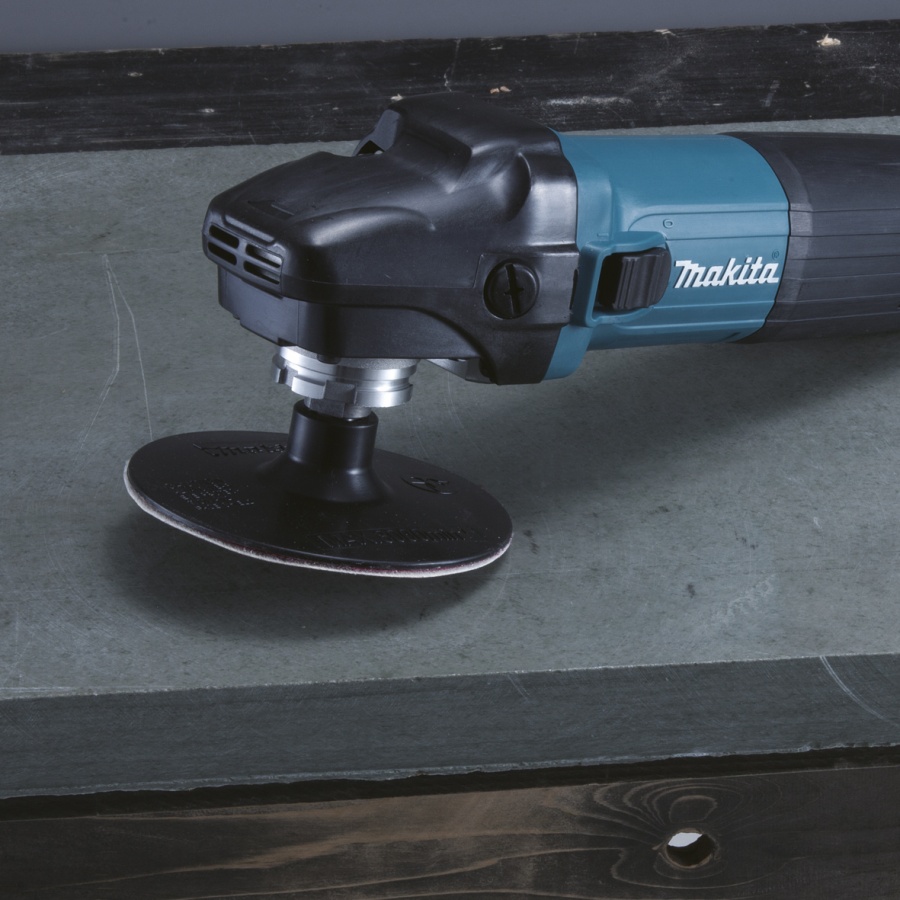 Utilizzo Levigatrice 1400w Makita SA5040C mm. 180