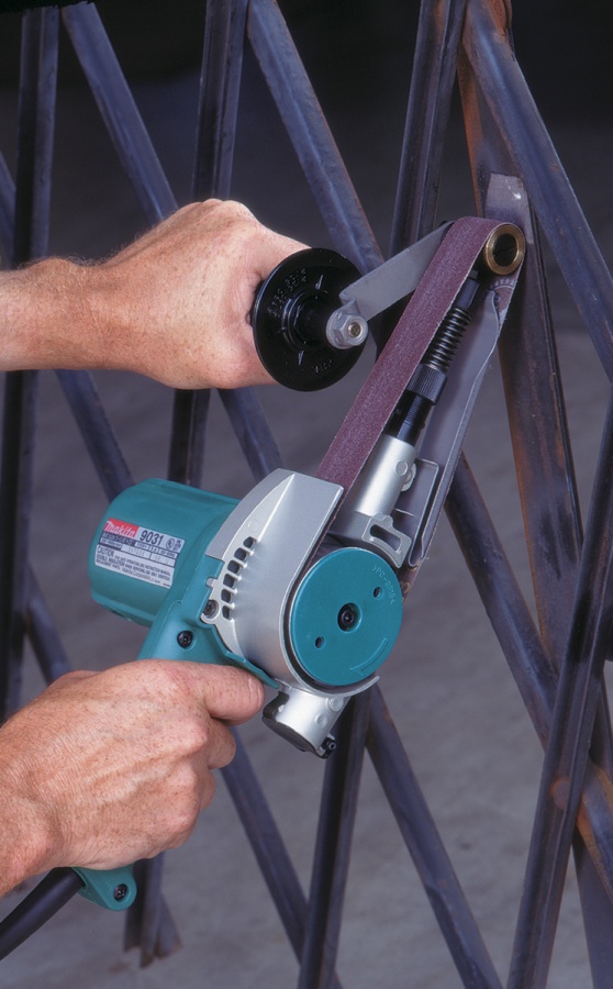 Utilizzo Levigatrice a nastro 550w Makita 9031 mm. 30x533