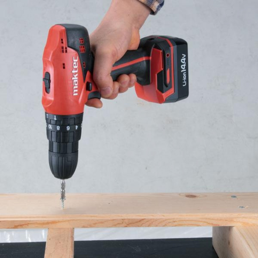 Utilizzo Trapano Avvitatore a batteria Li-ion Maktec by Makita MT070E 14,4V 1,1 Ah