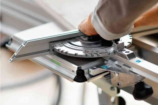 Sega a trazione festool 574770 cs 50 ebg-flr - dettaglio 5