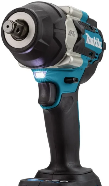 Makita DTW700RTJ Avvitatore ad impulsi a batteria 18V - DTW700RTJ