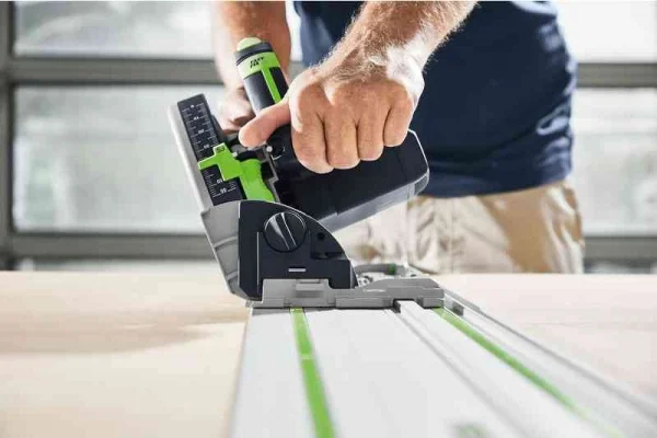 Festool ts 55 febq-plus sega ad affondamento con binario 576703 - dettaglio 4