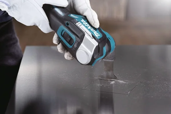 Makita DTM52ZJX1 Utensile multifunzione Starlock Max 18v senza batterie - dettaglio 3