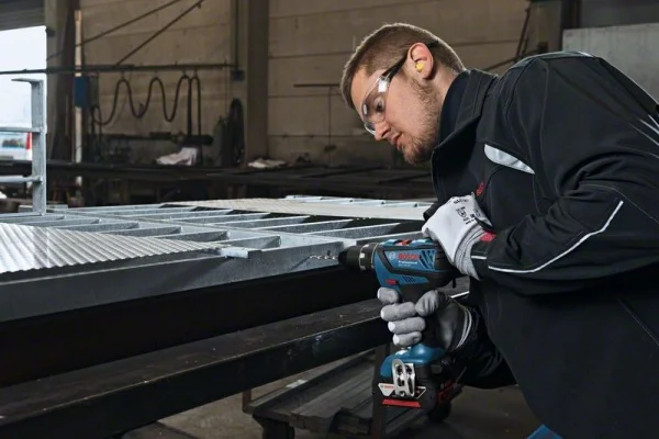 Bosch GSR 18V-28 Trapano avvitatore  a batteria 18v - dettaglio 4