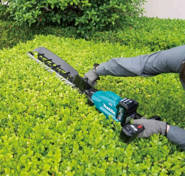 Makita UH014GZ Tagliasiepi 75 cm Brushless 40 V senza batterie - UH014GZ