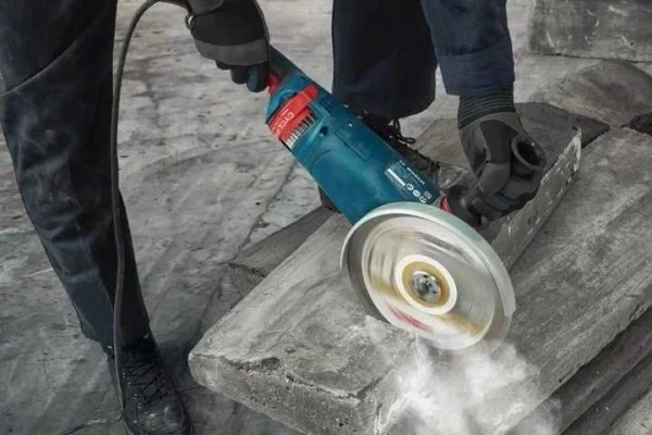 Bosch gws 24-230 jz smerigliatrice angolare 2400 w - dettaglio 6