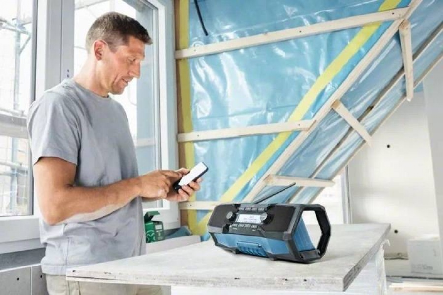 Bosch gb18v-2 sc radio da cantiere digitale 18 v 06014a3100 - dettaglio 3