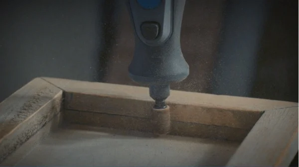Dremel 438 nastro abrasivo 6,4 mm grana 120 - dettaglio 2
