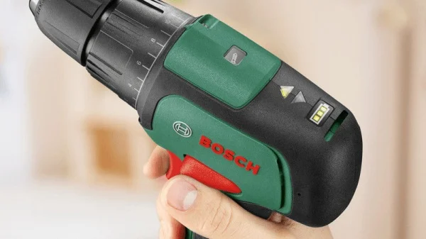 Bosch hobby easyimpact 12 trapano avvitatore a percussione 12 v brushless con due batterie - dettaglio 5