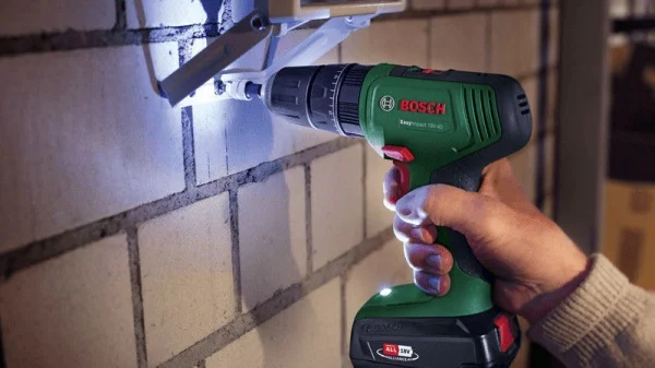 Bosch hobby easyimpact 18v-40 trapano avvitatore a percussione 18 v senza batteria - dettaglio 2