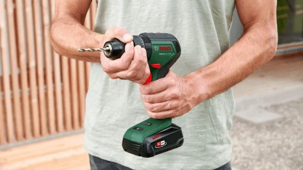 Bosch hobby universalimpact 18v-60 trapano avvitatore a percussione 18 v brushless - dettaglio 2
