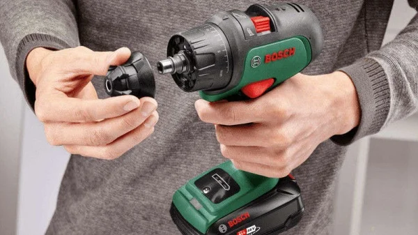 Bosch hobby advancedimpact 18 trapano avvitatore a percussione 18 v brushless con due batterie - dettaglio 3