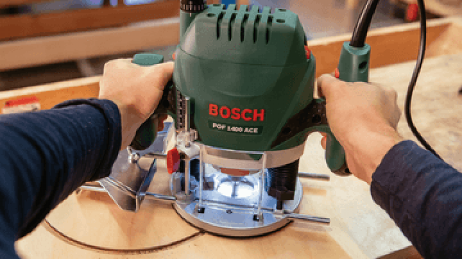 Bosch Hobby POF 1400 ACE Fresatrice verticale 1400 W