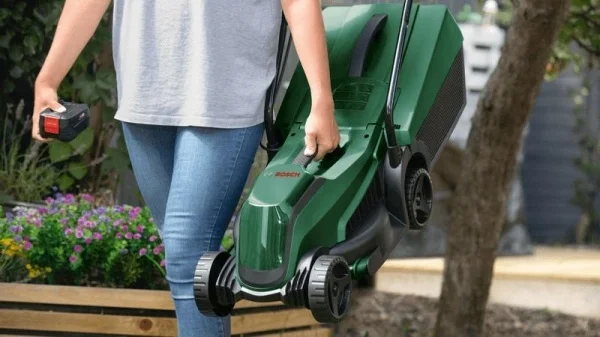 Bosch hobby easy mower 18v-32-200 tagliaerba 18 v senza batterie 06008b9d01 - dettaglio 6
