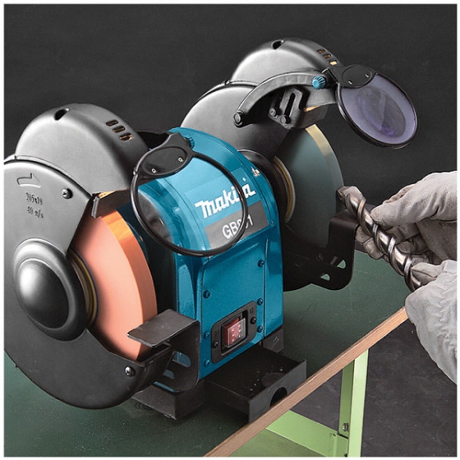 Utilizzo Mola da banco 550W Makita GB801 mm. 205