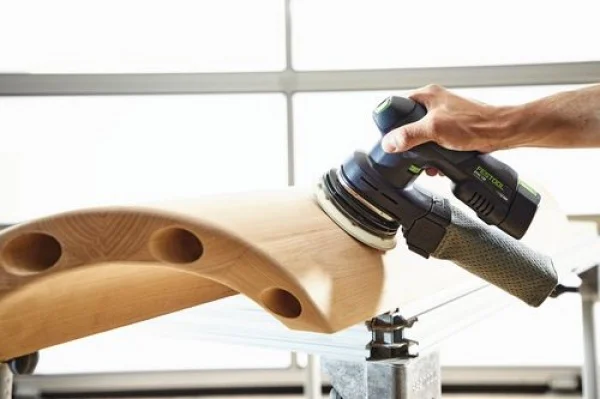 Festool etsc 125 3,0 i-plus levigatrice orbitale a batteria 18 v - dettaglio 4