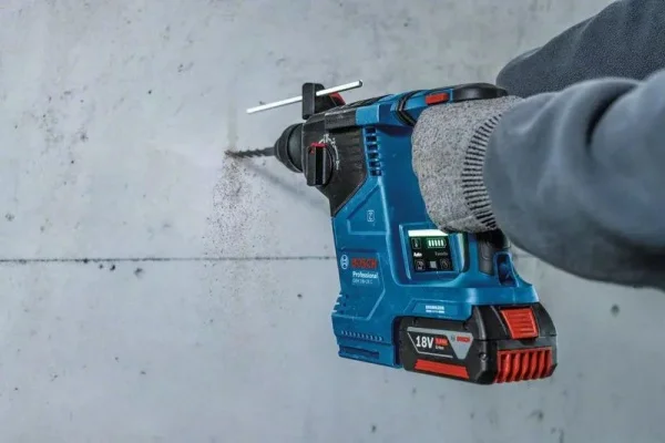Bosch gbh 18v-24 c professional martello scalpellatore sds-plus brushless a batteria 18 v 0611923003 - dettaglio 3
