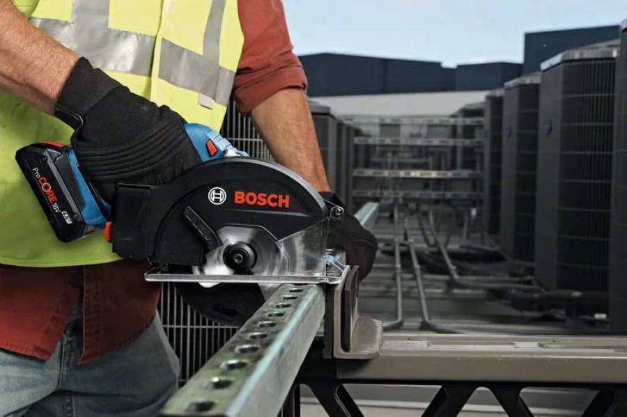 Bosch gkm 18v-50 professional sega circolare 136 mm 18 v senza batteria 06016b8001 - dettaglio 4