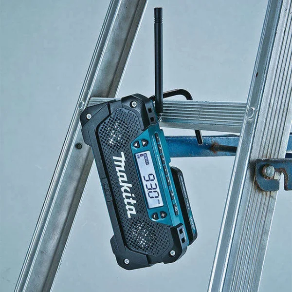 Makita MR052 10.8V/ 12V Max Li-Ion CXT Radio - Battery And Charger Not - Foto 7