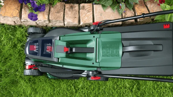 Bosch hobby universal rotak 2x18v-37-550 tagliaerba brushless 37 cm 36 v senza batteria 06008b9e01 - dettaglio 5