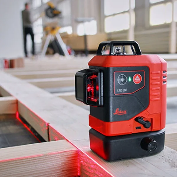 Leica  livella laser 3x360° a linee rosse autolivellante 912969 - dettaglio 8