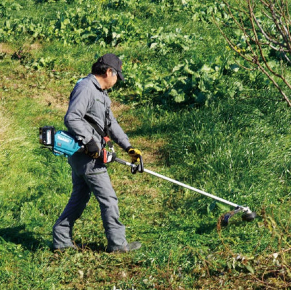 Makita ur014gz decespugliatore 45 cm brushless xgt 40 v senza batterie - dettaglio 3