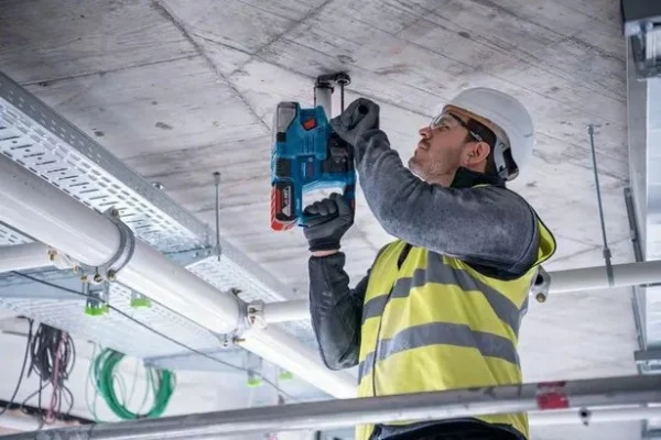 Bosch gbh 18v-22 + gde 18v-12 tassellatore brushless sds plus a batteria 18 v 0611924003 - dettaglio 5
