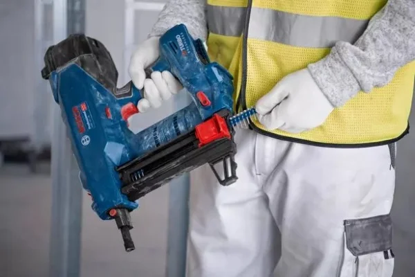 Bosch  chiodi per chiodatrice gnb 18v-38 per metallo 1000 pz. 1600a02f4s - dettaglio 6