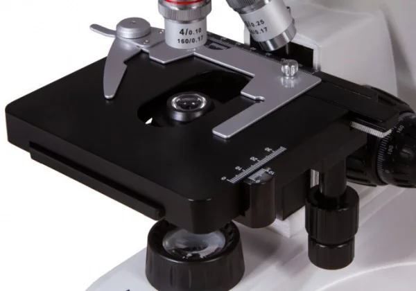 Levenhuk med 10m microscopio monoculare professionale 73983 - dettaglio 9