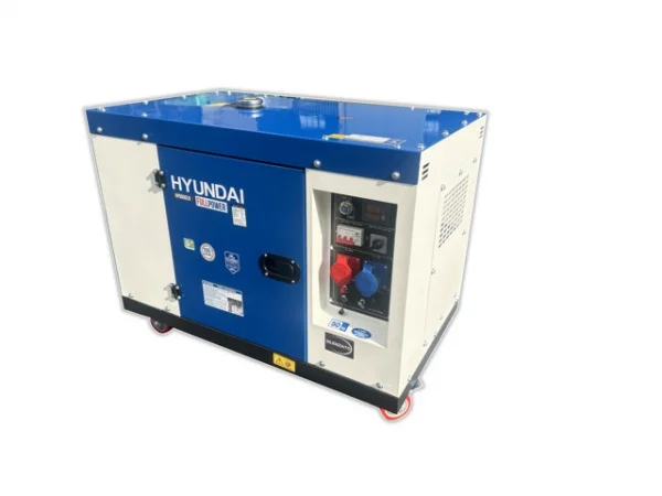 Hyundai 65255 Generatore a Diesel Trifase silenziato 8,0 Kw 660 CC