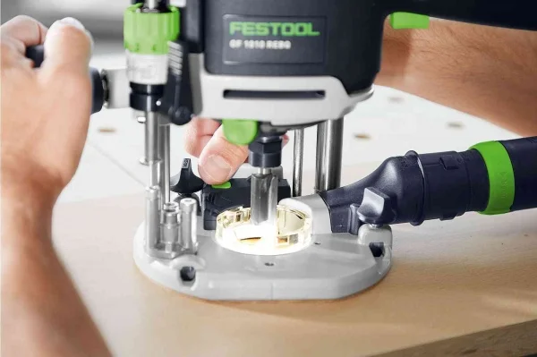 Festool OF 1010 REBQ-Set Fresatrice verticale 1010 W con accessori - 578049