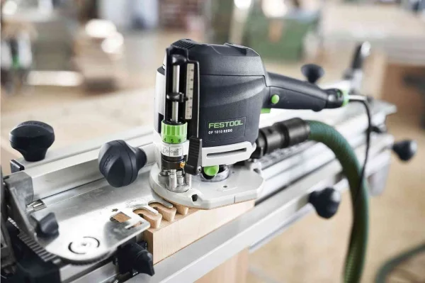Festool OF 1010 REBQ-FS-Set+Box Fresatrice verticale 1010 W con binario e frese - 578053