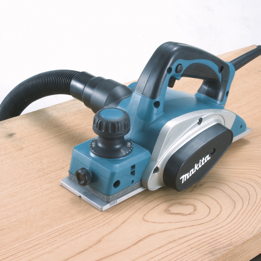 Utilizzo Pialla 620W Makita KP0800K mm. 82