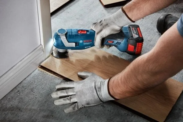 Bosch gop 18v-34 utensile multifunzione brushless 18 v con accessori senza batterie 06018g2002 - dettaglio 5