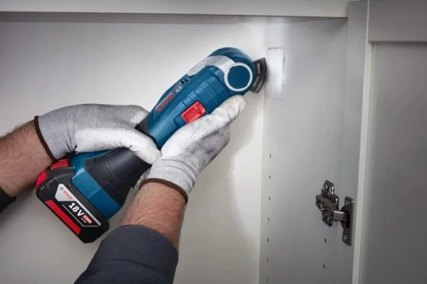 Bosch gop 18v-34 utensile multifunzione brushless 18 v con accessori senza batterie 06018g2002 - dettaglio 6