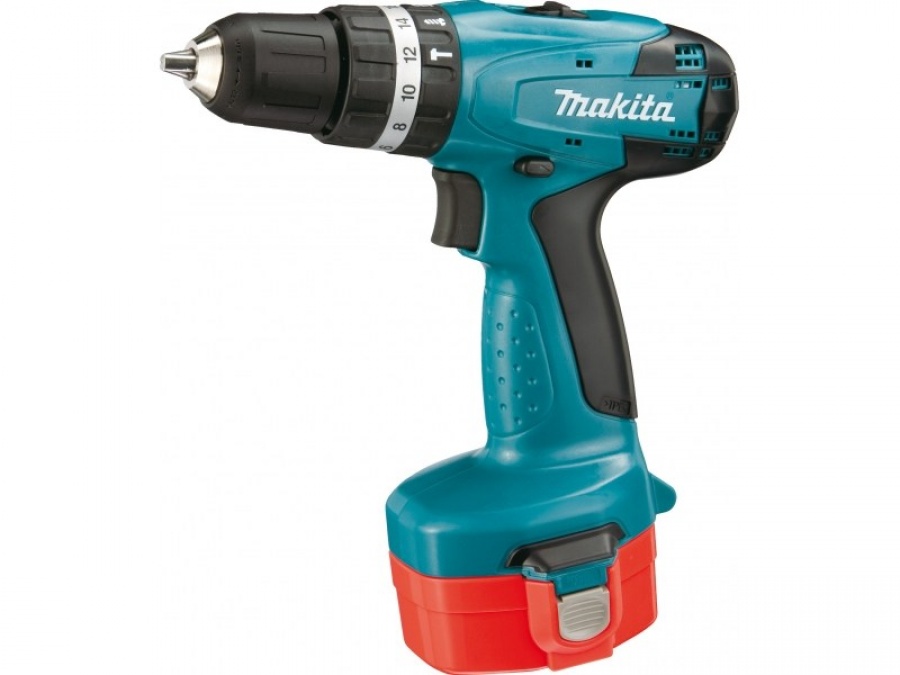 Trapano Avvitatore Makita con percussione 8281DWAE 14,4V 2,0Ah