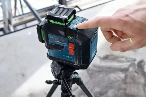 Bosch gll 80-33 g livella laser professionale a 3 linee verdi 360° 0601065500 - dettaglio 4