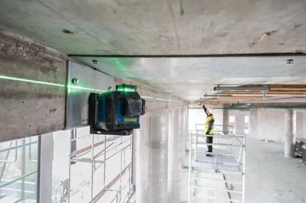 Bosch gll 80-33 g livella laser professionale a 3 linee verdi 360° 0601065500 - dettaglio 5