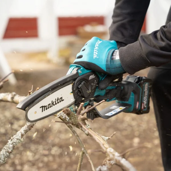 Makita uc029gz02 potatore a catena 15 cm xgt 40 v senza batteria - dettaglio 6