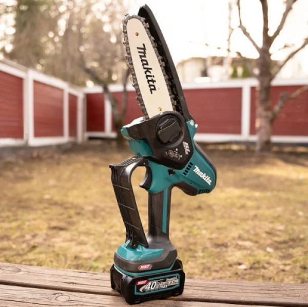 Makita uc029gm201 potatore a catena 15 cm xgt a batteria 40 v - dettaglio 7