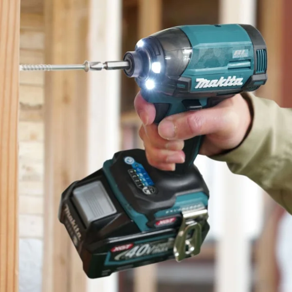 Makita td002gd201 avvitatore ad impulsi 1/4 brushless xgt a batteria 40 v - dettaglio 7