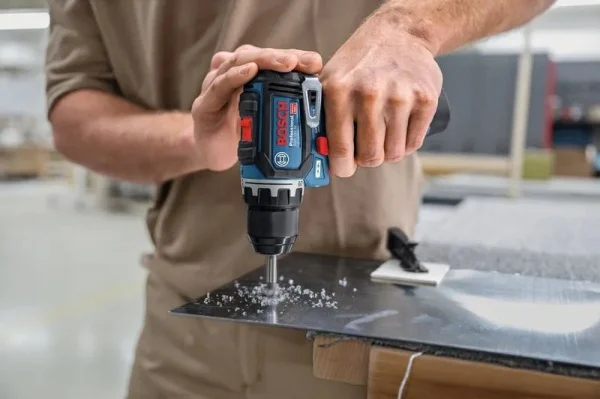 Bosch gsr 12v-32 trapano avvitatore 12 v brushless senza batteria 06019n7001 4053423342857 - dettaglio 4