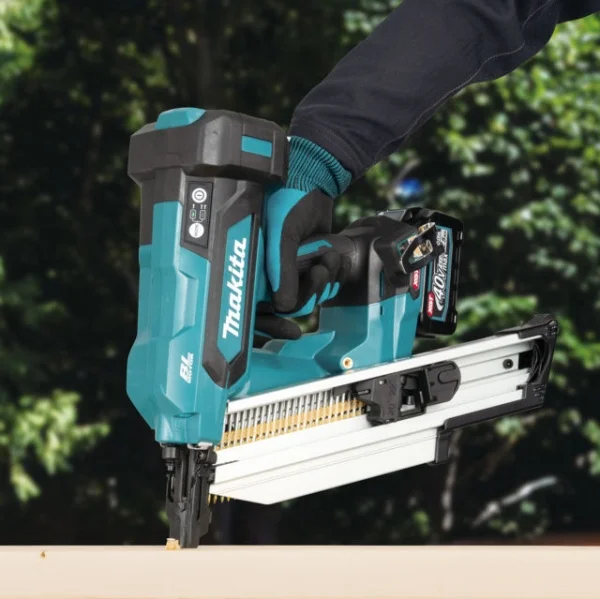 Makita bn002gz chiodatrice xgt brushless 40 v senza batterie - dettaglio 4
