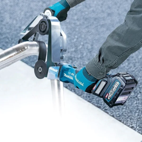 Makita levigatrice a nastro 40v brushless senza batterie bs002gz01 - dettaglio 2