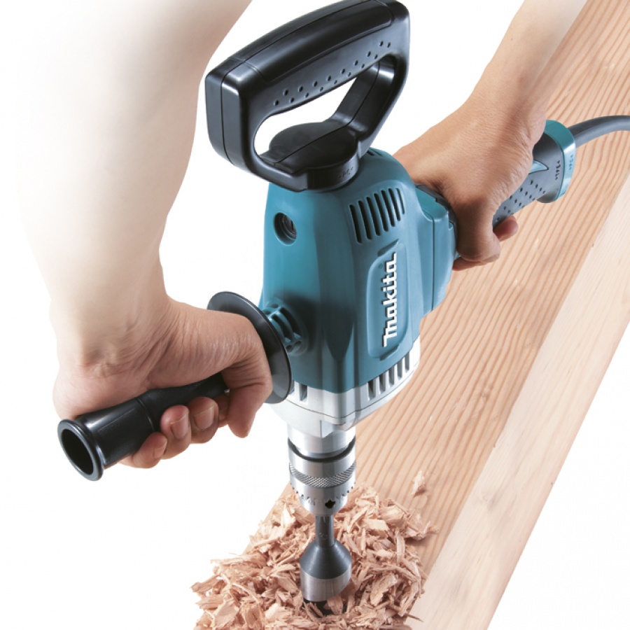 Utilizzo Trapano Miscelatore Makita DS4011