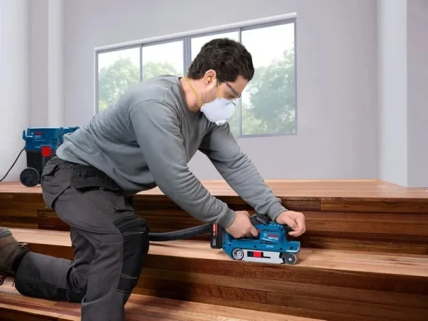 Bosch levigatrice a nastro 18 v brushless senza batterie gbs18v-75 pro cod. 06012c2000 - dettaglio 3